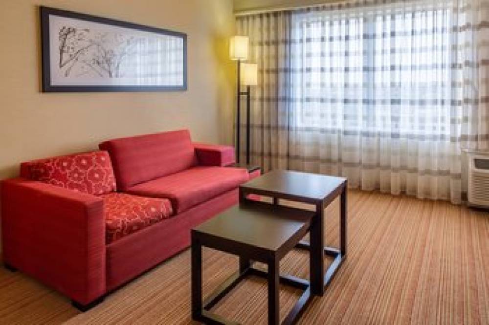 Courtyard By Marriott Lexington Keeneland-Airport 9