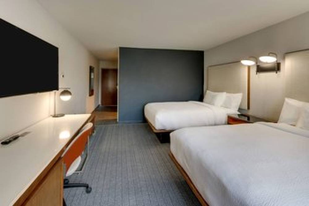 Courtyard By Marriott Lexington South-Hamburg Place 9