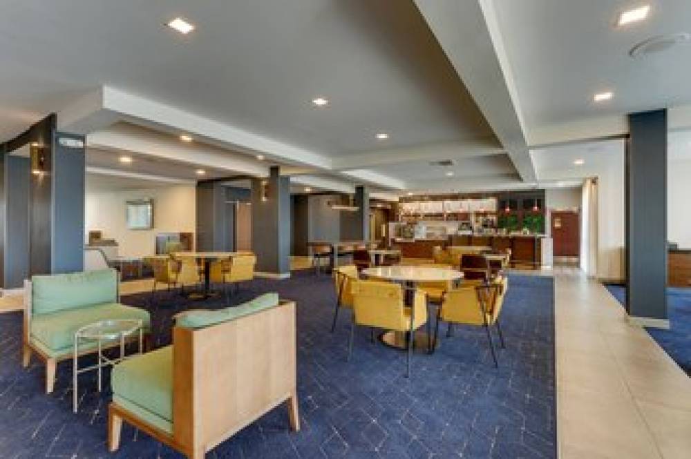 Courtyard By Marriott Lexington South-Hamburg Place 5