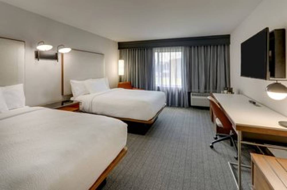 Courtyard By Marriott Lexington South-Hamburg Place 8