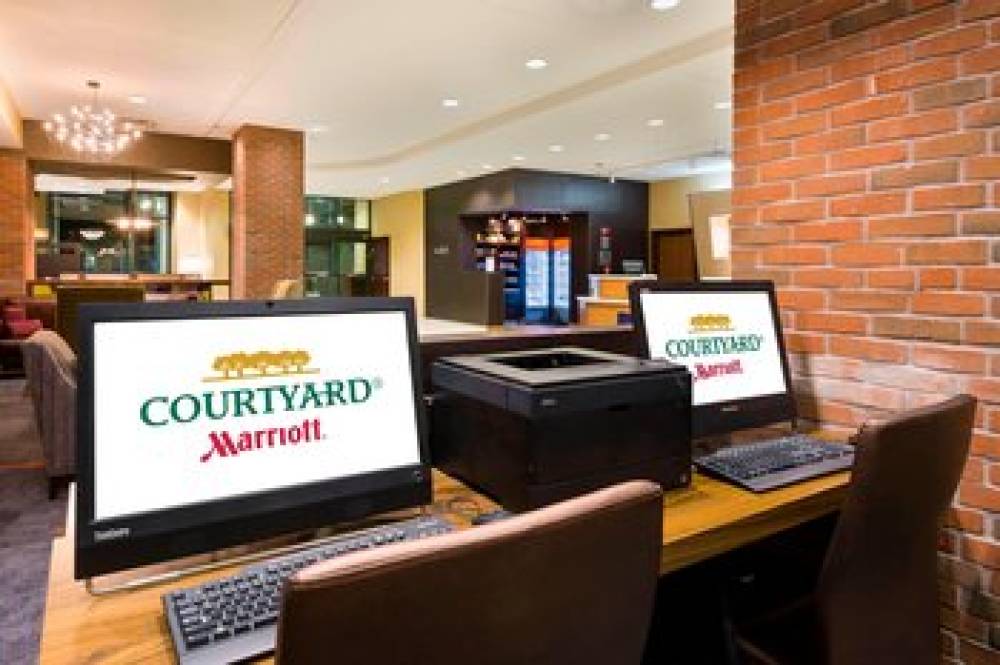 Courtyard By Marriott Little Rock Downtown 10