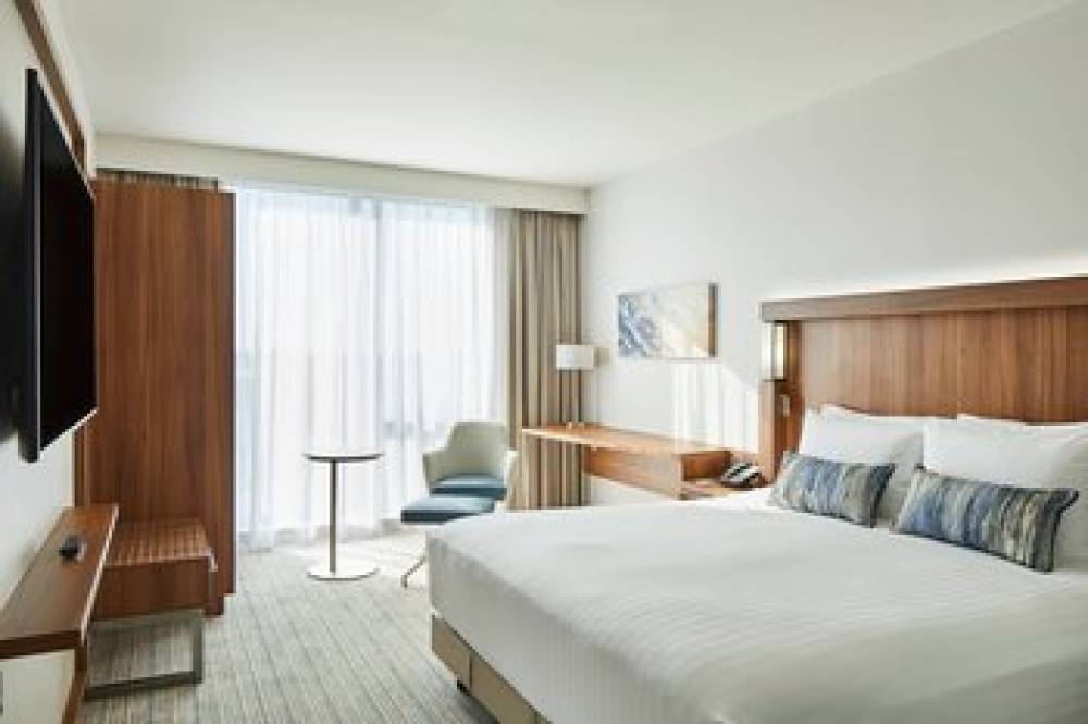 Courtyard By Marriott London Heathrow Airport 8