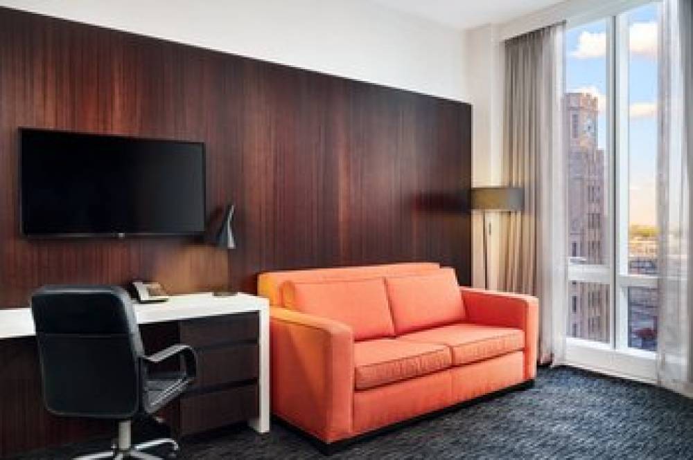 Courtyard By Marriott Long Island City-New York Manhattan View 8