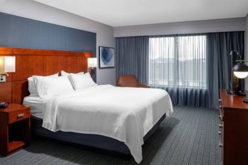 Courtyard By Marriott Long Island MacArthur Airport 5