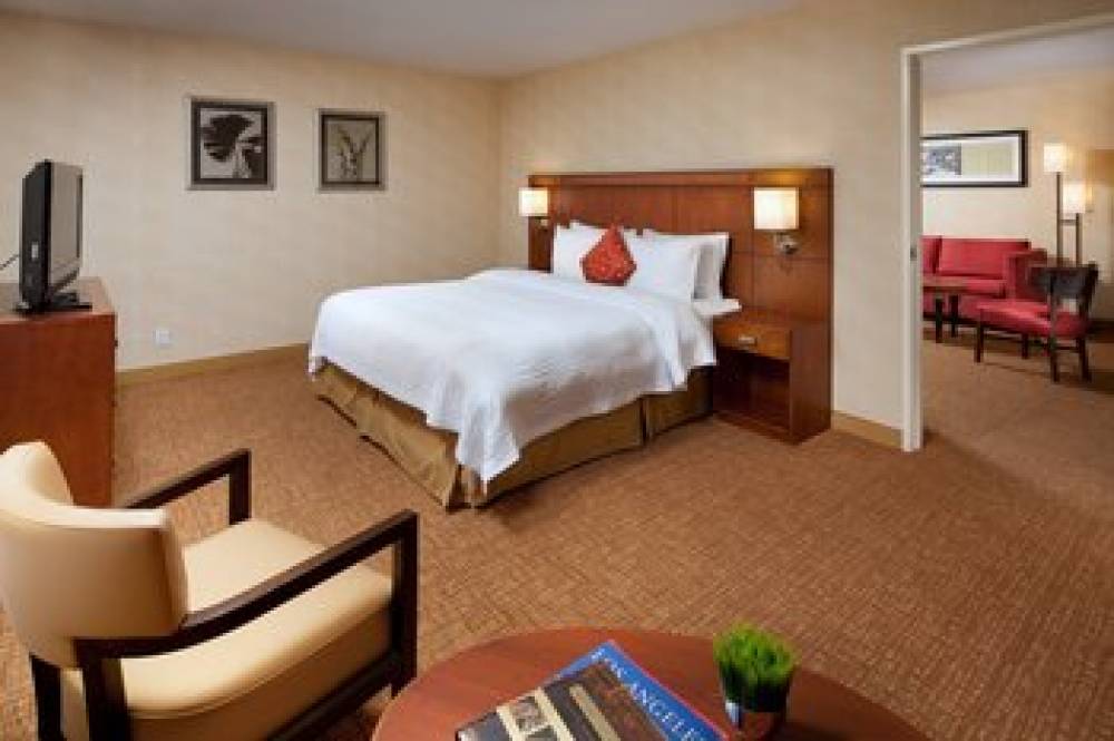 Courtyard By Marriott Los Angeles Baldwin Park 7