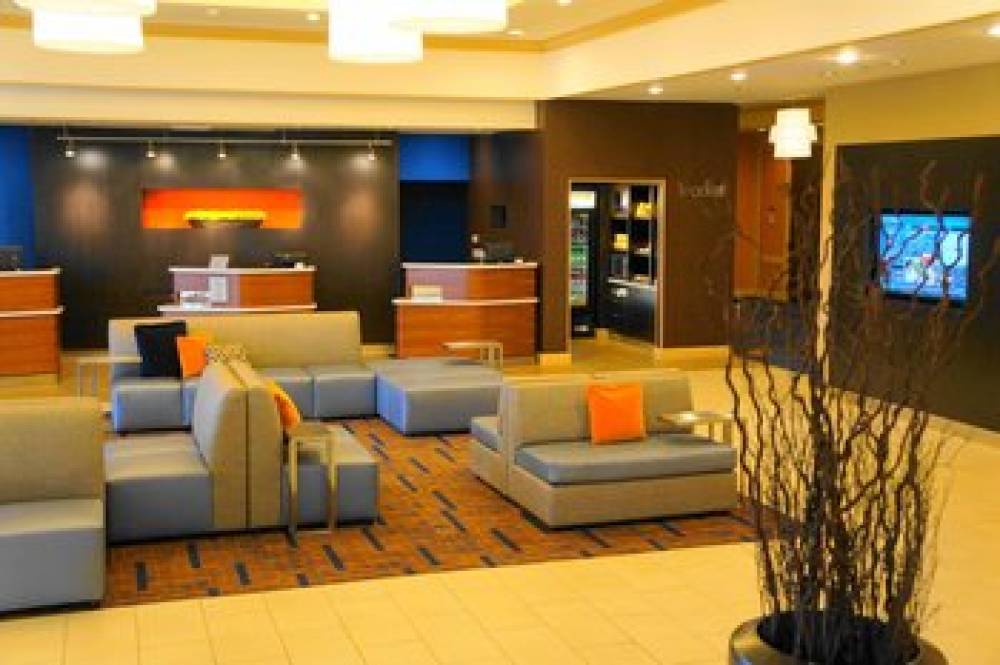 Courtyard By Marriott Los Angeles Baldwin Park 2