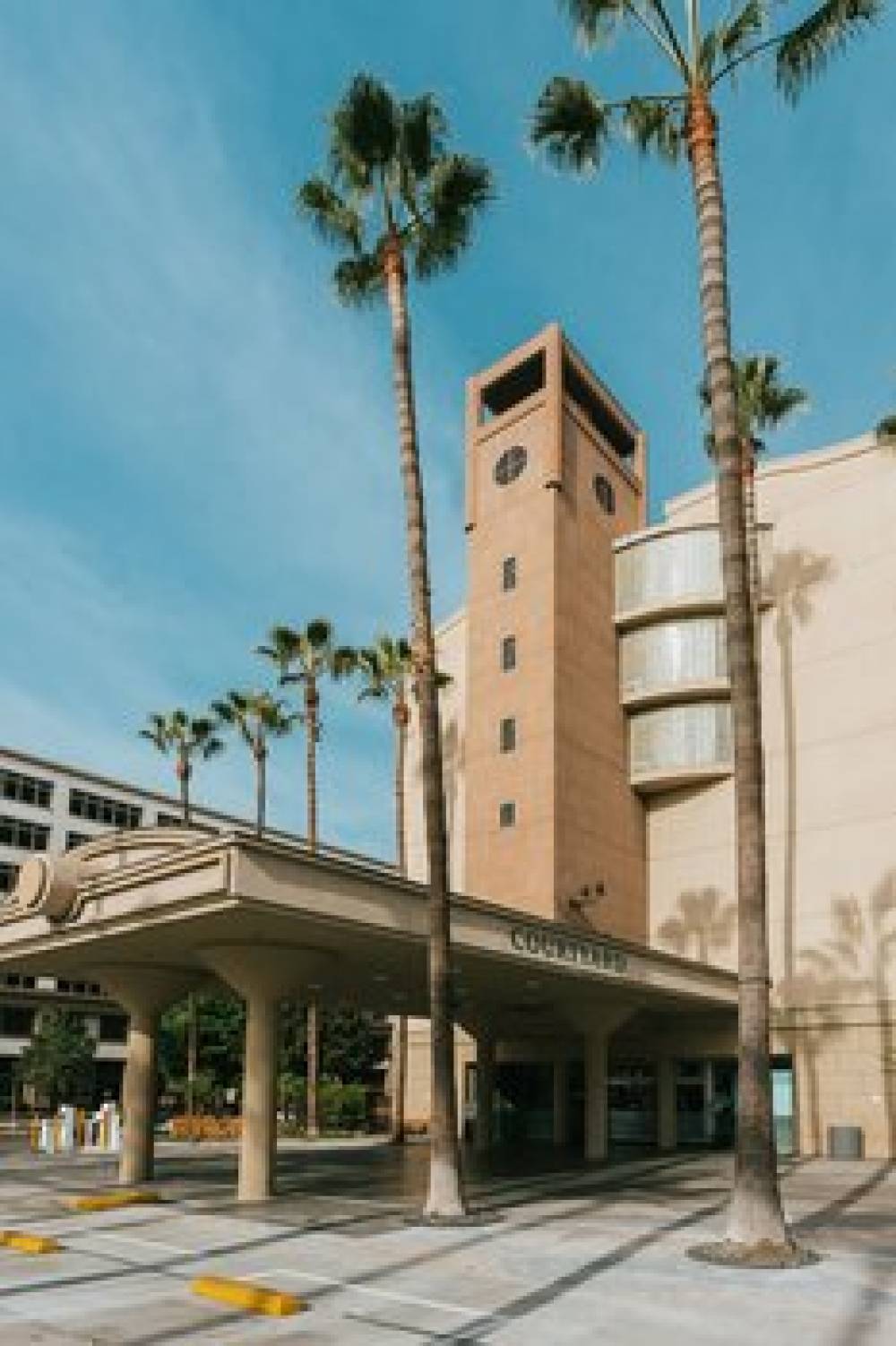 Courtyard By Marriott Los Angeles LAX Century Boulevard 3