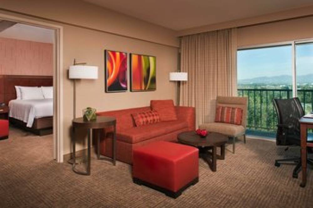 Courtyard By Marriott Los Angeles Sherman Oaks 9