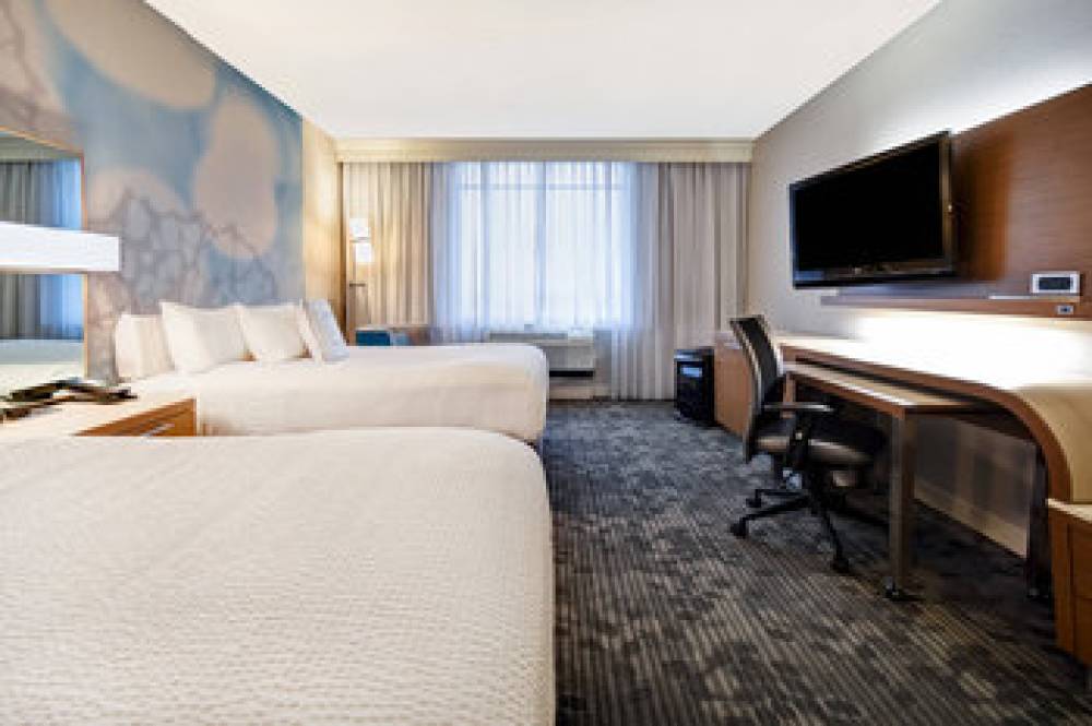 Courtyard By Marriott Louisville Airport 7