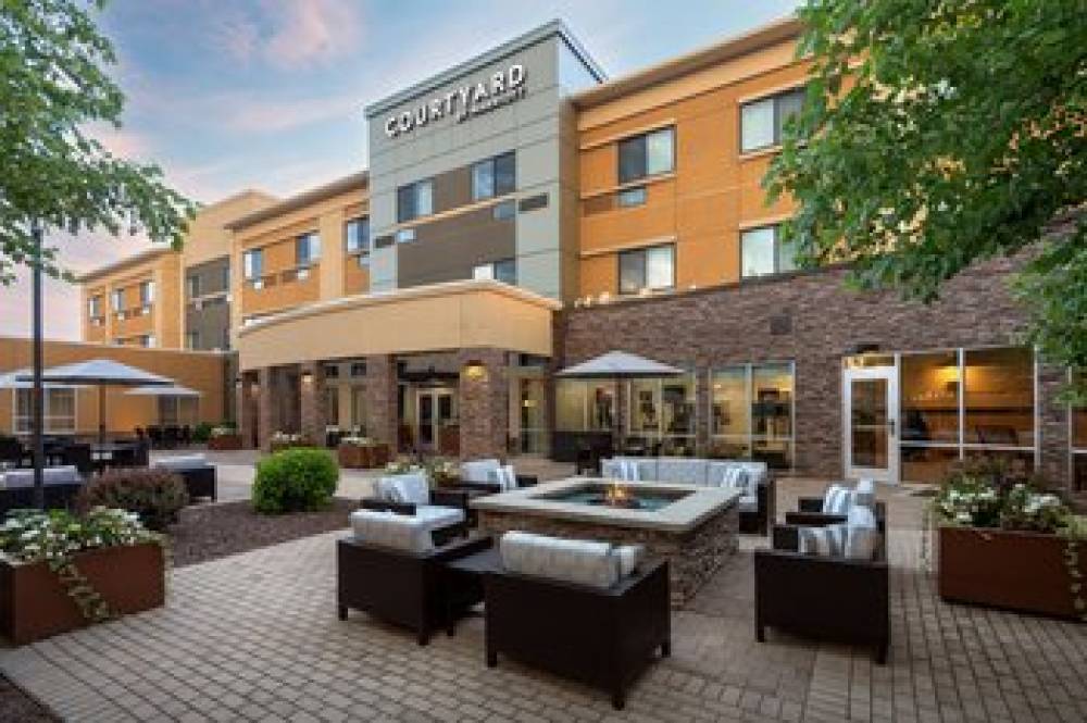 Courtyard By Marriott Mankato 1