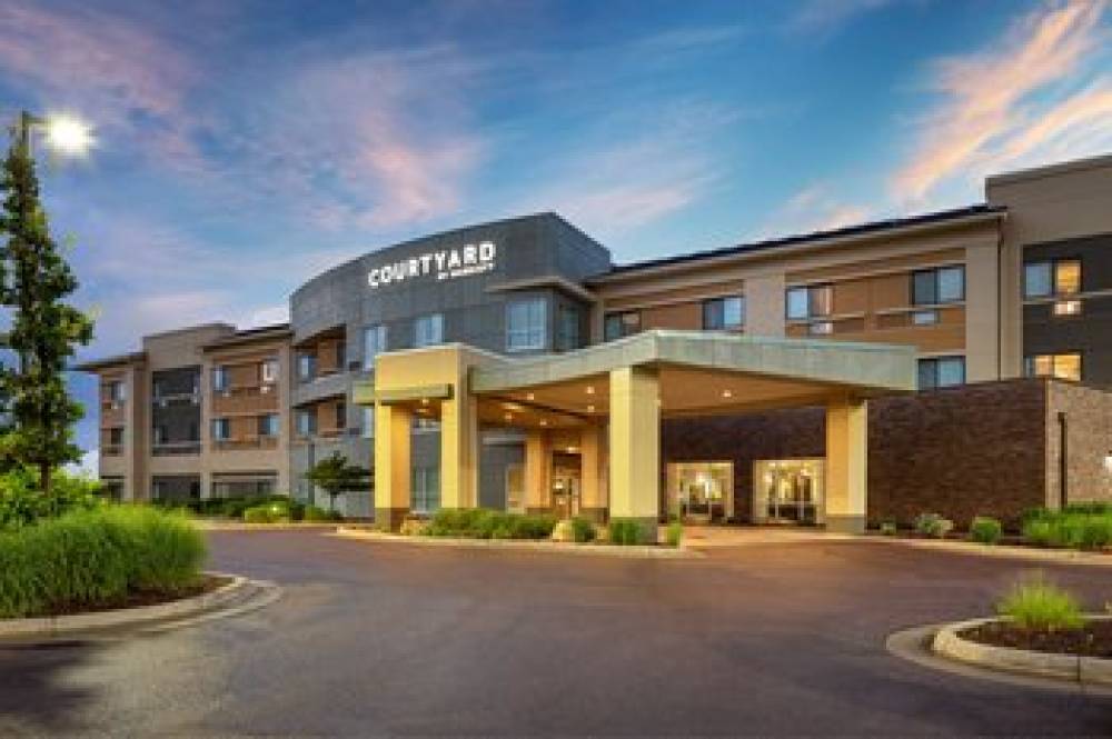 Courtyard By Marriott Mankato 2