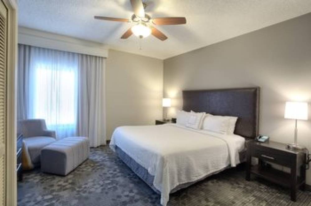 Courtyard By Marriott McAllen Airport 9