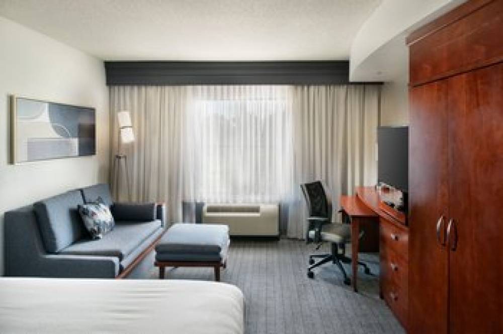 Courtyard By Marriott Memphis Collierville 8