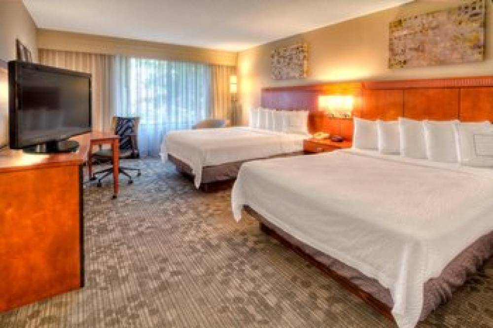 Courtyard By Marriott Memphis Germantown 5