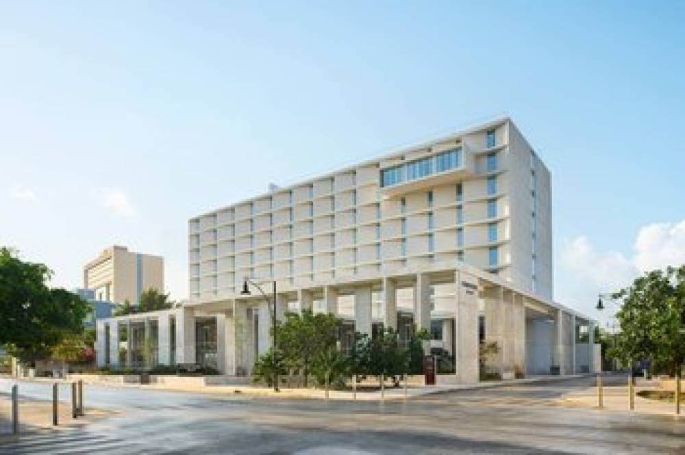 Courtyard By Marriott Merida Downtown 1