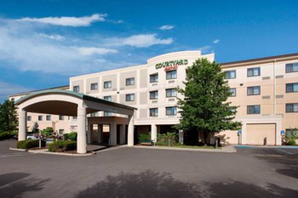 Courtyard By Marriott Middletown Goshen 2