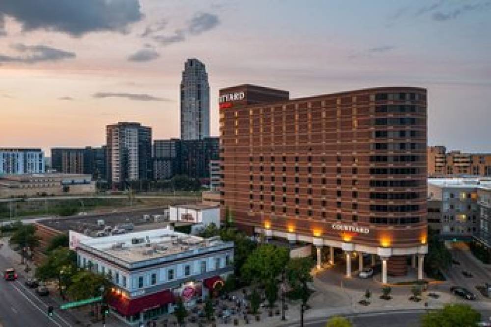 Courtyard By Marriott Minneapolis Downtown 5