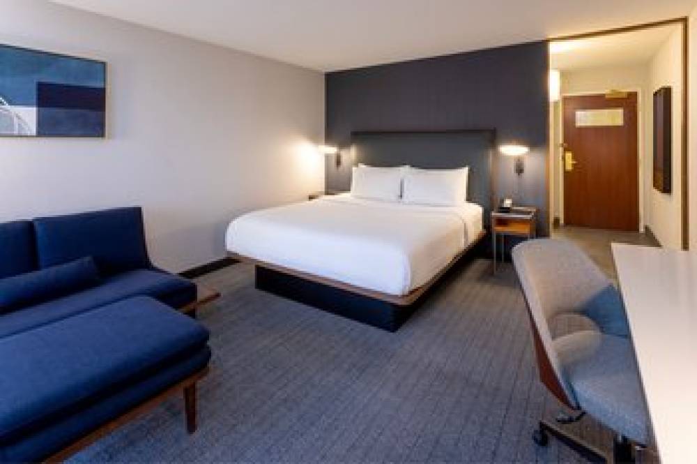 Courtyard By Marriott Minneapolis St Paul Roseville 7