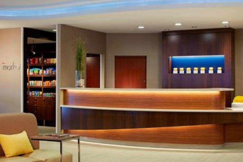 Courtyard By Marriott Minneapolis St Paul Roseville 4