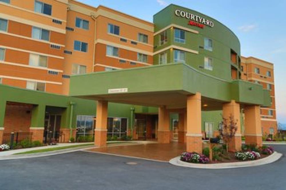 Courtyard By Marriott Morgantown 2