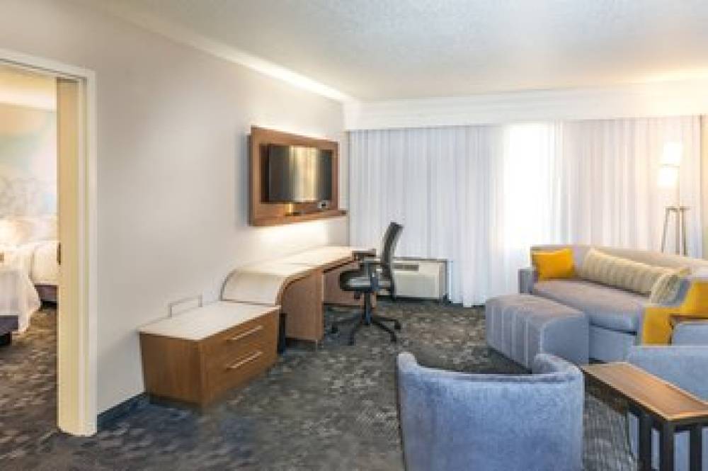 Courtyard By Marriott Nashville At Opryland 9