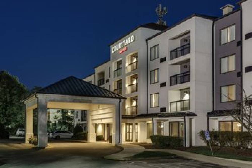 Courtyard By Marriott Nashville At Opryland