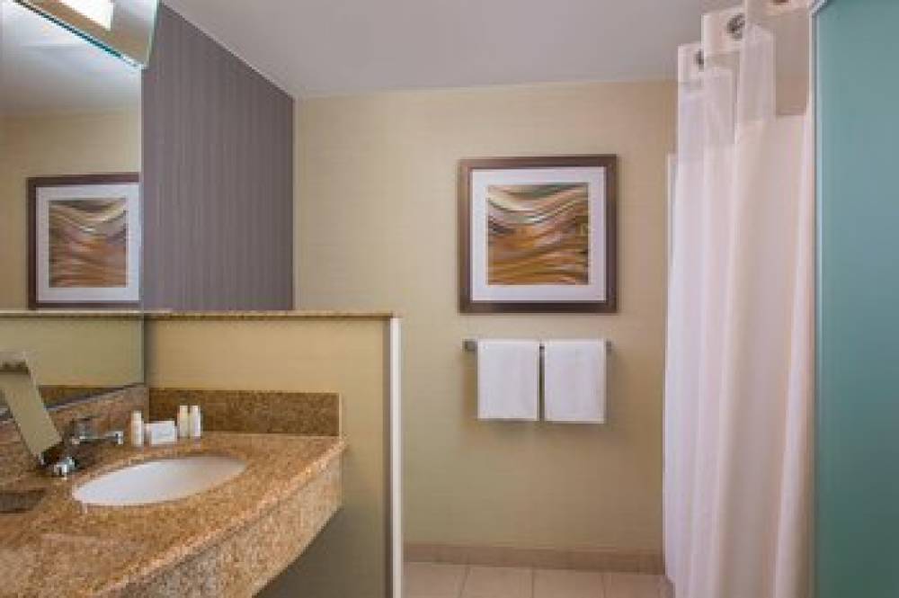 Courtyard By Marriott Nashville Goodlettsville 9