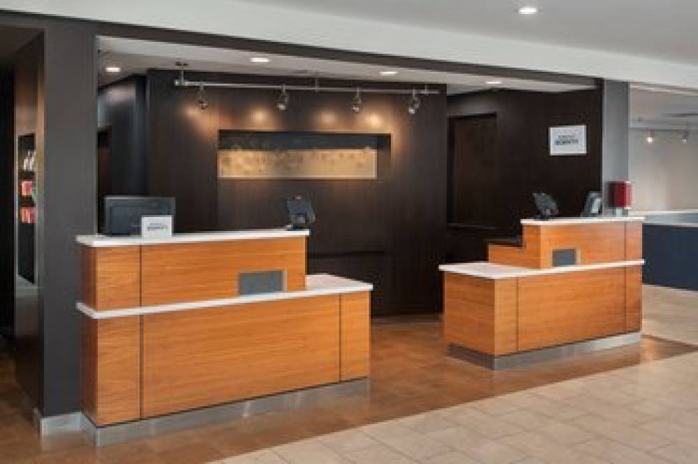 Courtyard By Marriott New Carrollton Landover 3