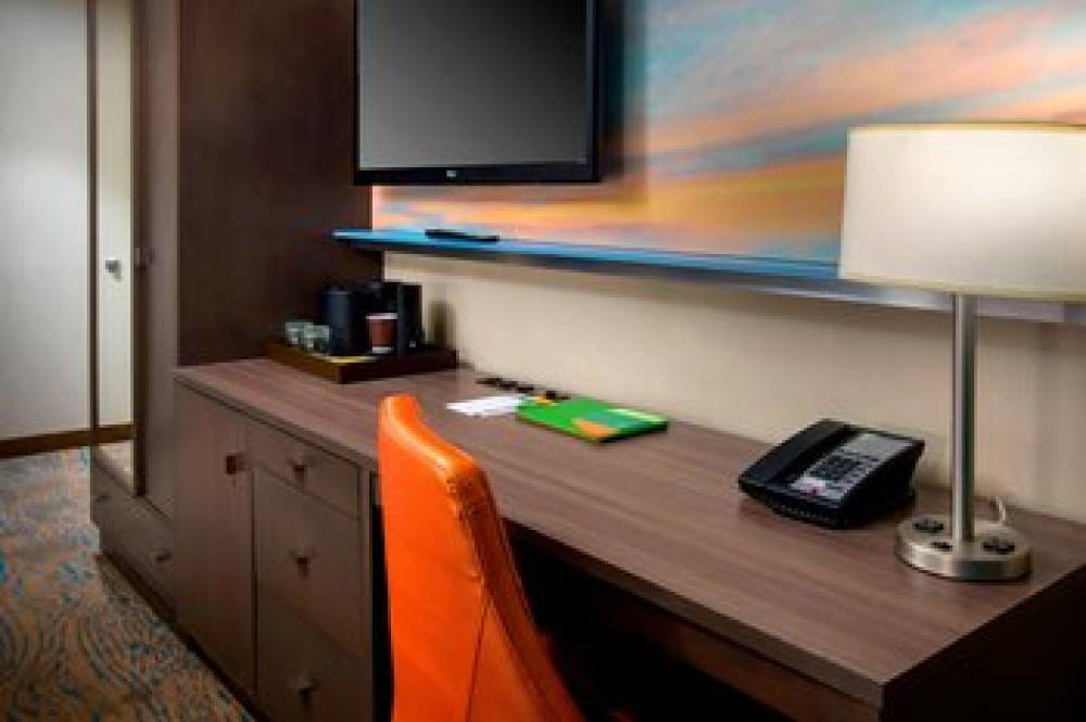 Courtyard By Marriott New York Manhattan Chelsea 9