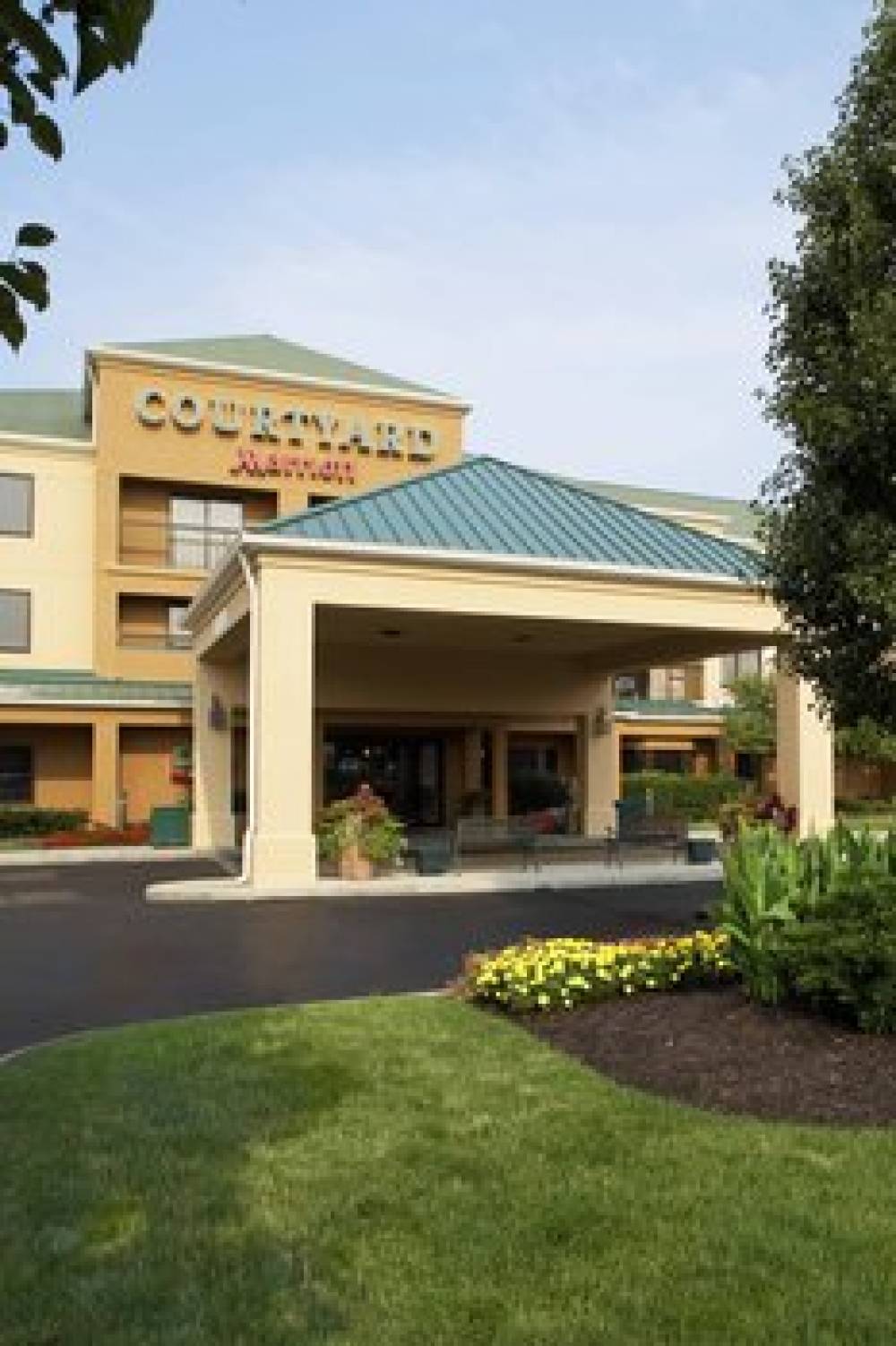 Courtyard By Marriott Newark Granville 2