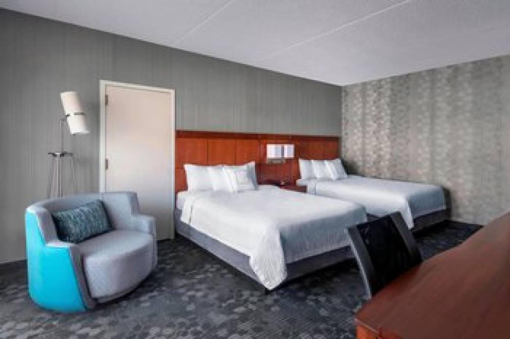 Courtyard By Marriott Newark Liberty International Airport 6