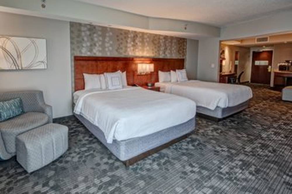 Courtyard By Marriott Newport News Airport 9