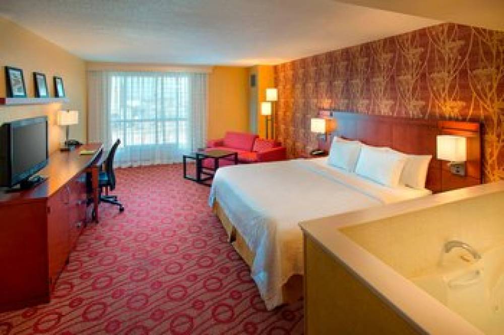 Courtyard By Marriott Niagara Falls 7