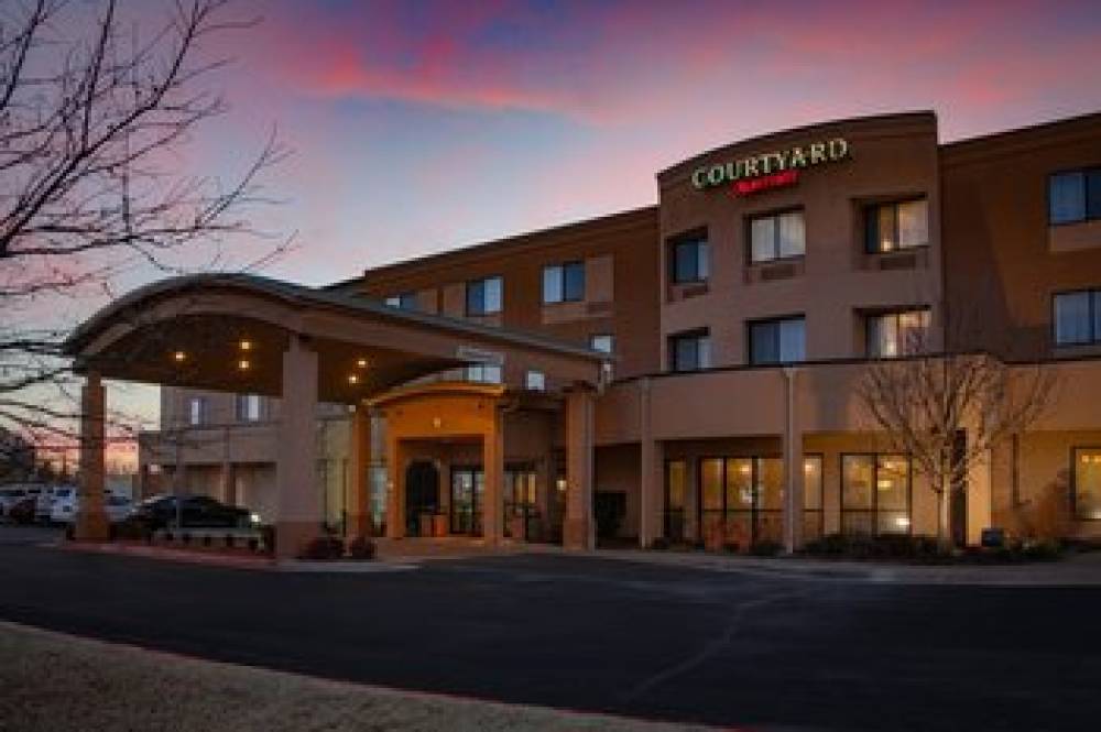 Courtyard By Marriott Norman