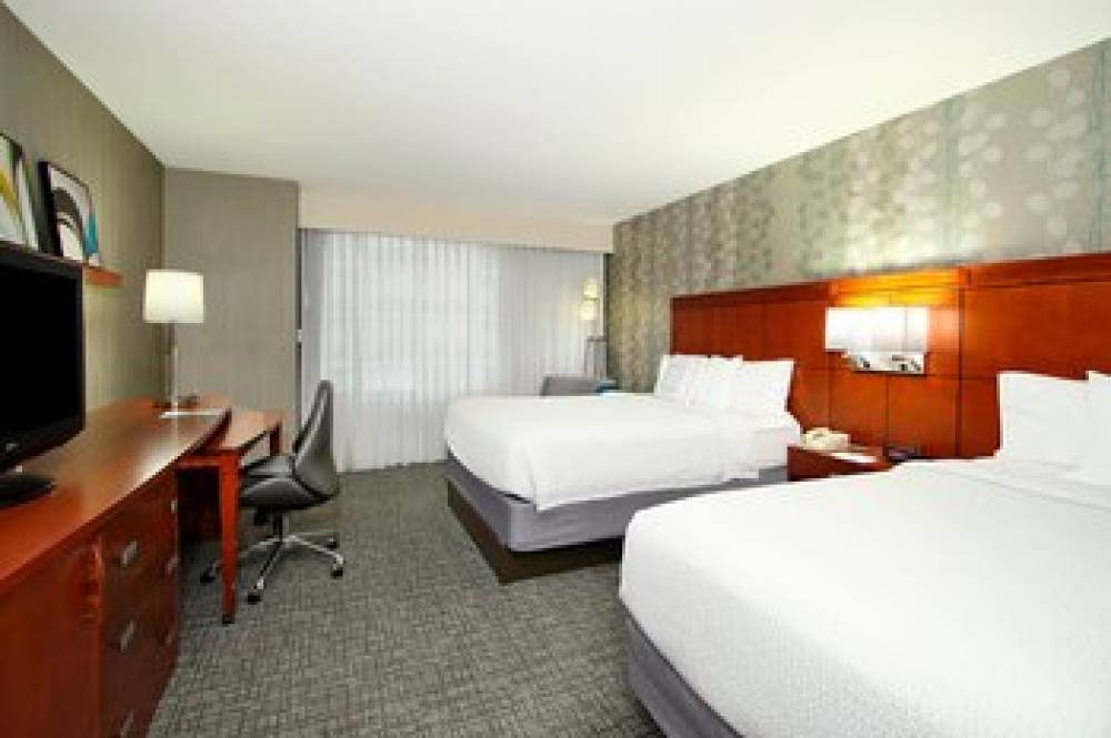 Courtyard By Marriott Oakland Downtown 1