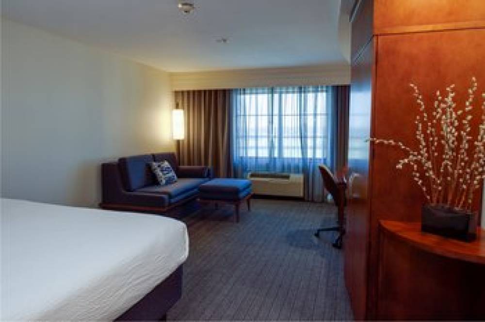 Courtyard By Marriott Oklahoma City North-Quail Springs 10