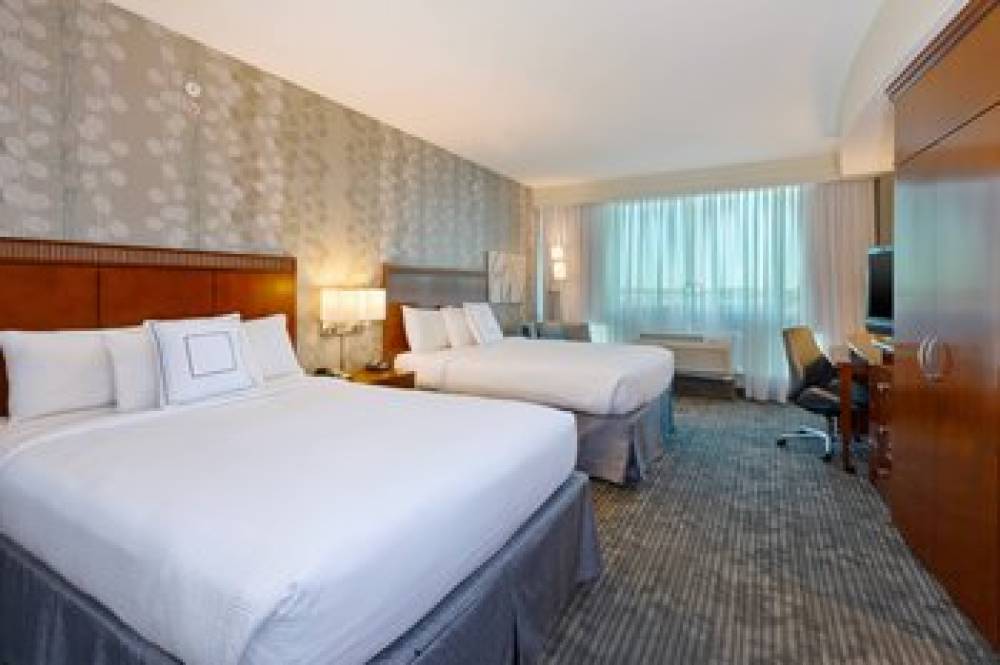 Courtyard By Marriott Omaha La Vista 7