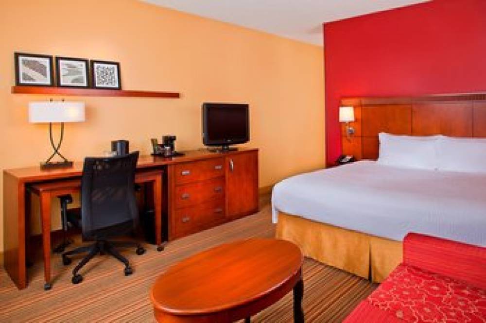 Courtyard By Marriott Orlando Airport 9