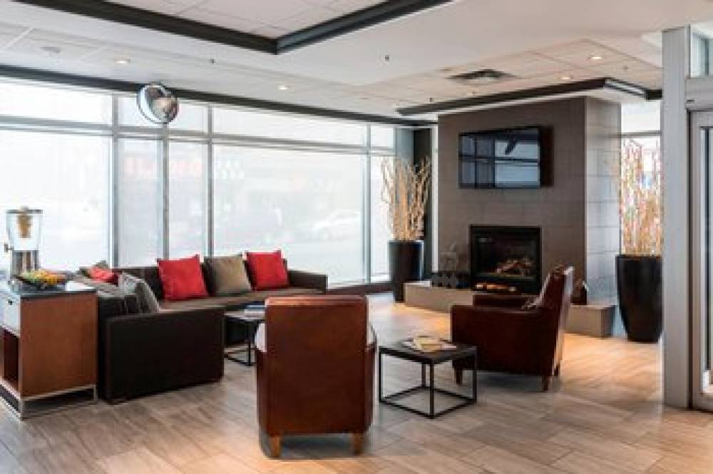 Courtyard By Marriott Ottawa Downtown 2