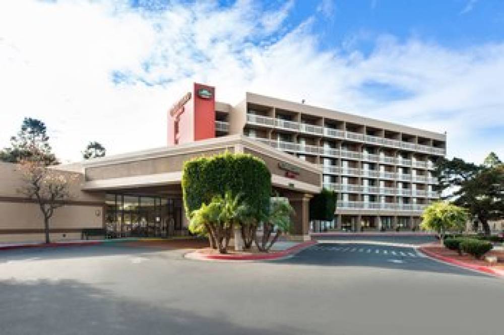 Courtyard By Marriott Oxnard Ventura 3