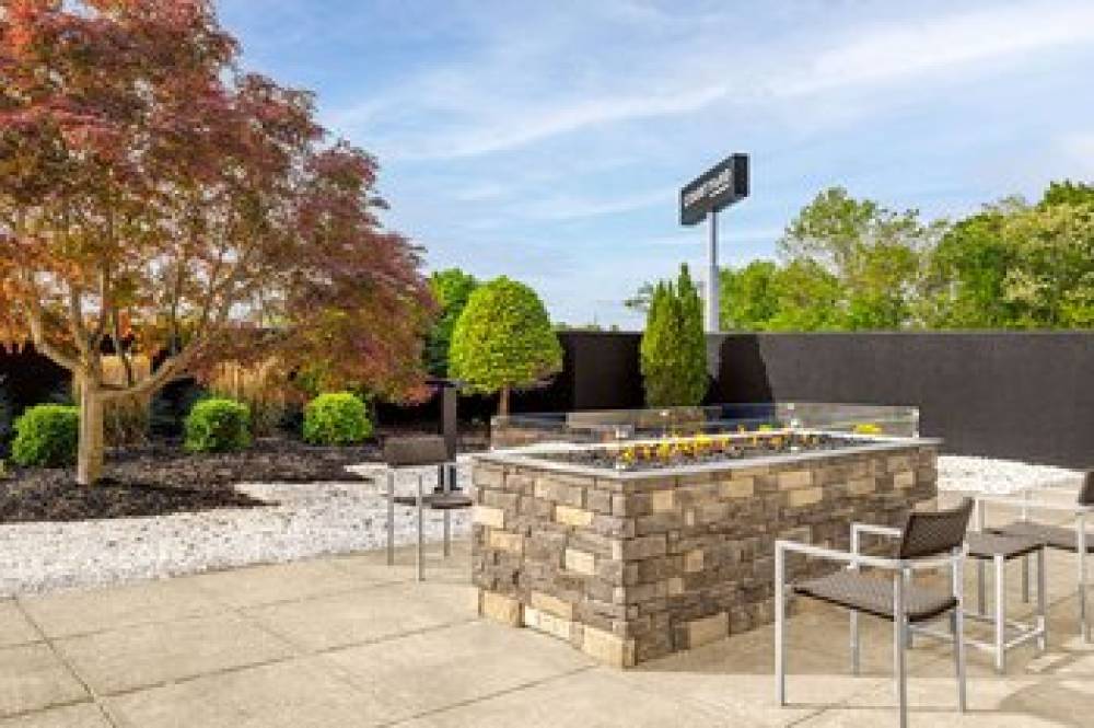 Courtyard By Marriott Paducah West