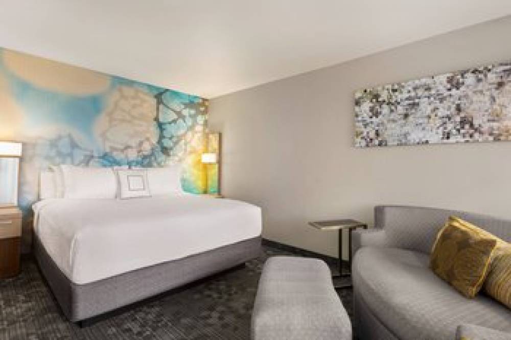 Courtyard By Marriott Palmdale 8