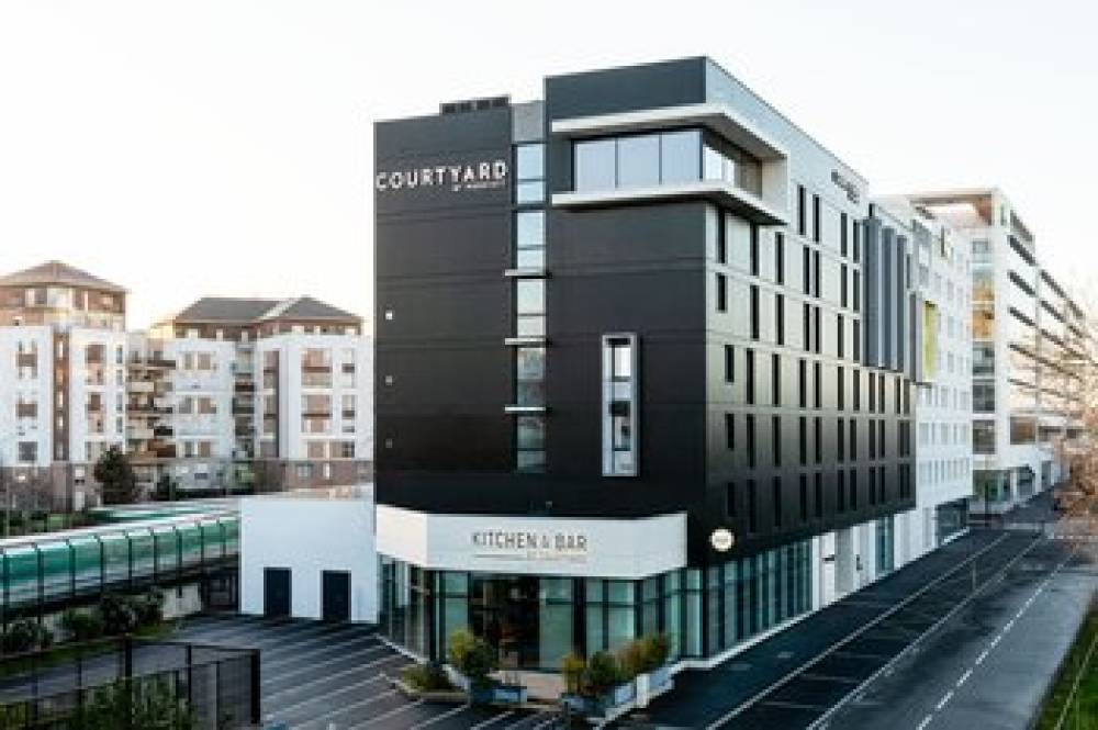 Courtyard By Marriott Paris Creteil