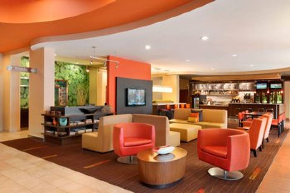 Courtyard By Marriott Peoria 1