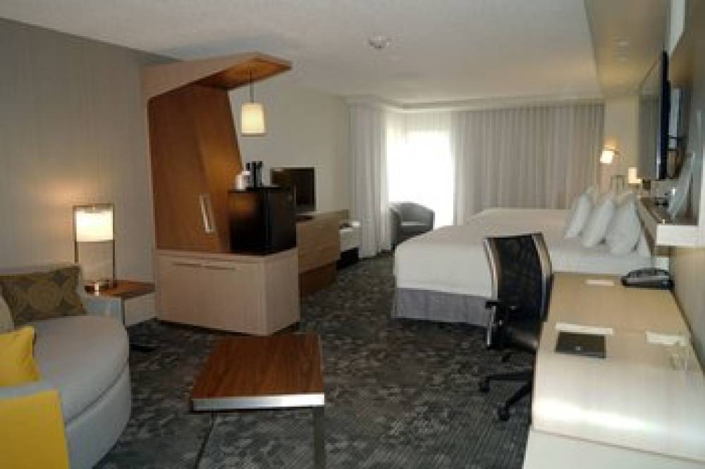 Courtyard By Marriott Philadelphia Bensalem 8