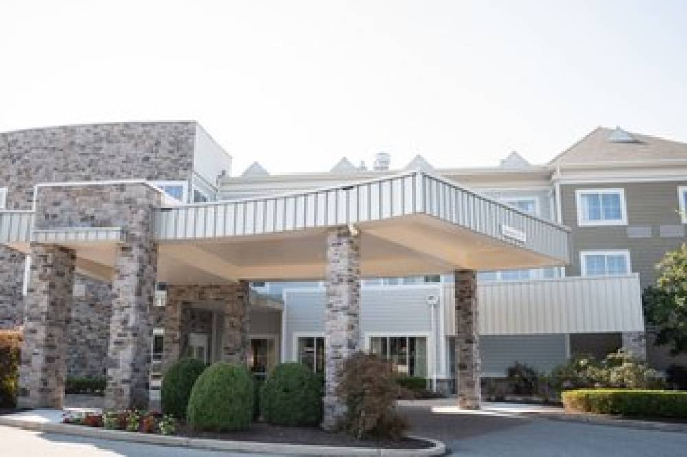 Courtyard By Marriott Philadelphia Springfield 2