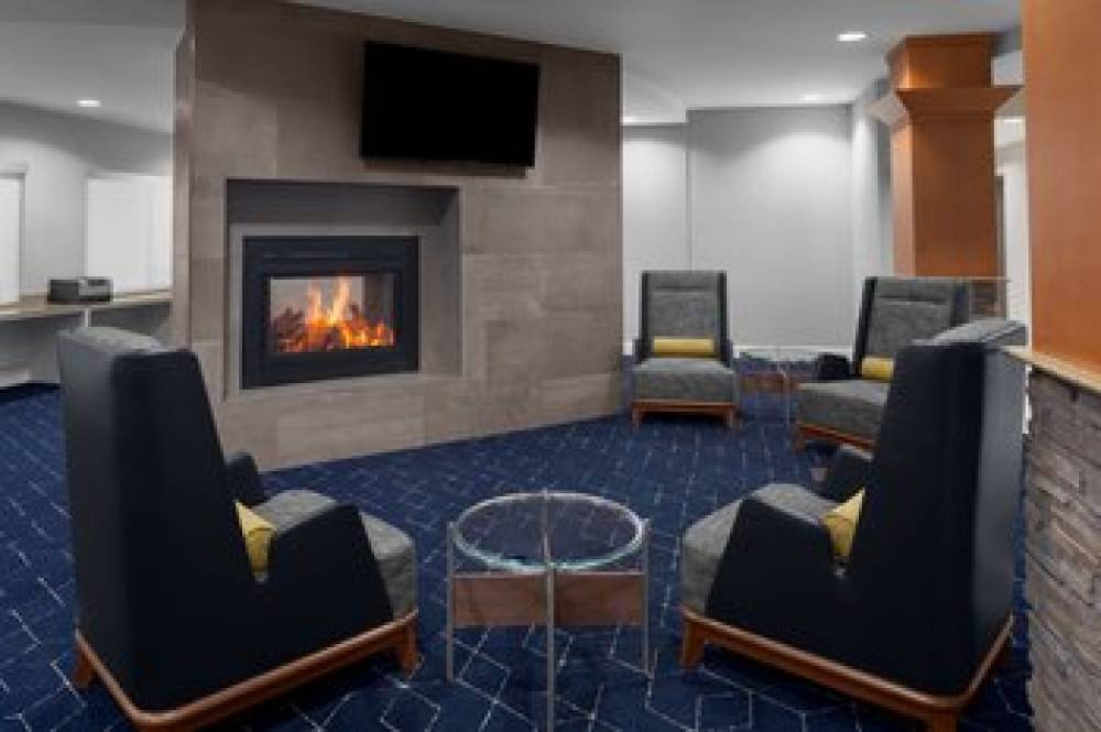 Courtyard By Marriott Phoenix West-Avondale 5