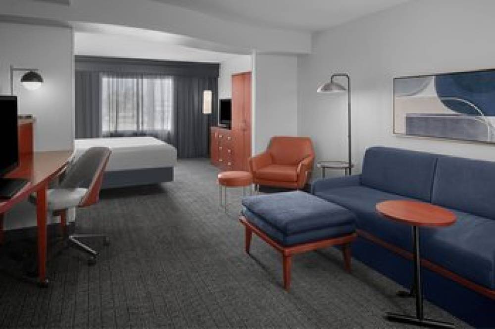 Courtyard By Marriott Phoenix West-Avondale 10