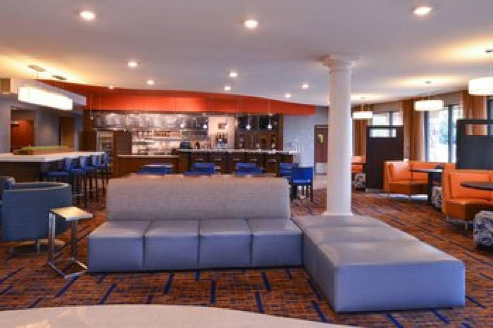 Courtyard By Marriott Pittsburgh Monroeville 3