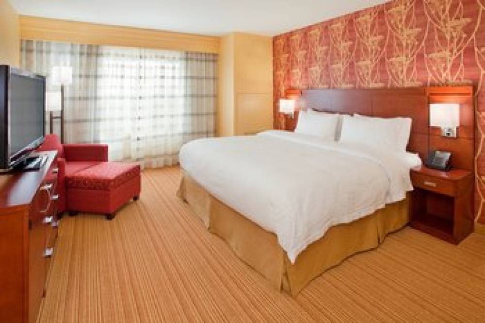 Courtyard By Marriott Pittsburgh North-Cranberry Woods 8